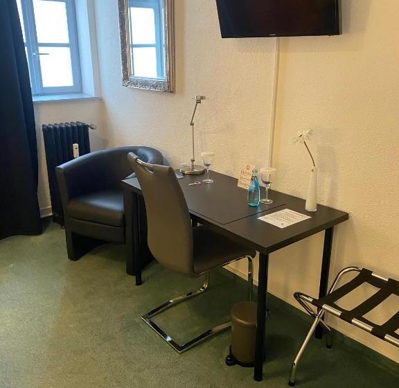 Отель Mainzer Hof