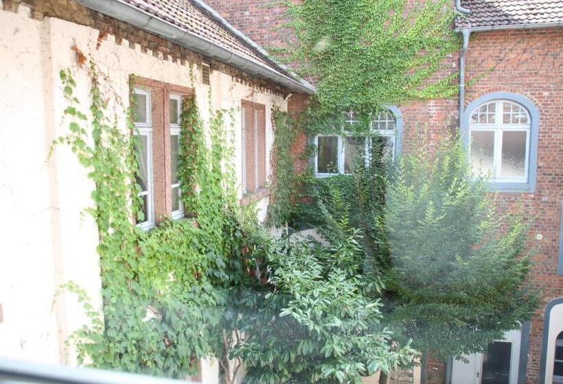 Отель Mainzer Hof