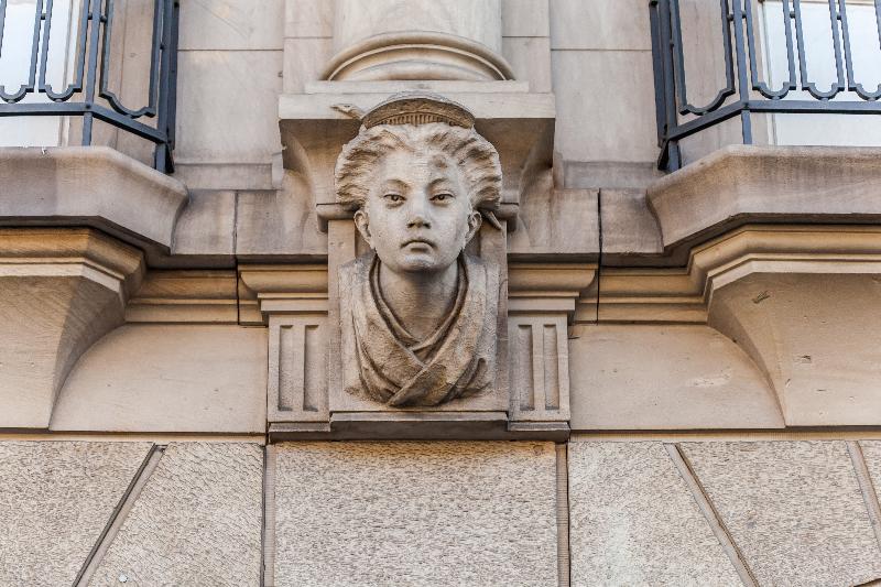 בית מלון כפרי Monopol  Central Station