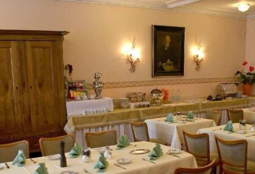 ホテル Nicolay Zur Post