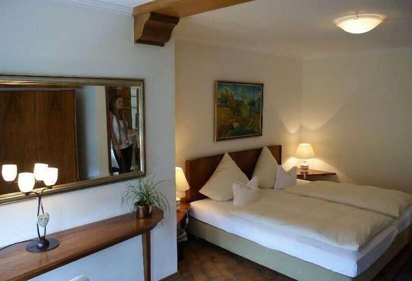 ホテル Nicolay Zur Post