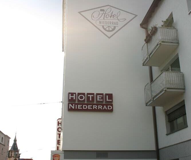هتل Niederrad