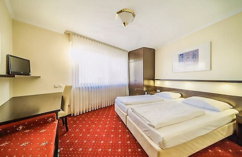 هتل Plaza Inn Rieker Stuttgart Hauptbahnhof