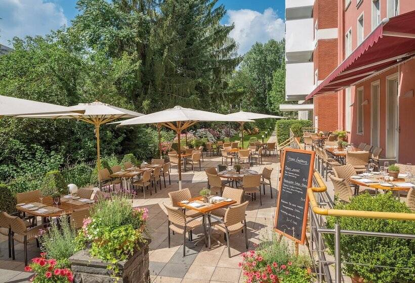 ホテル Oranien Wiesbaden