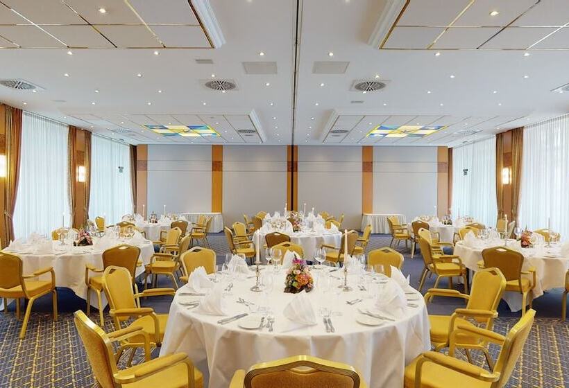 ホテル Oranien Wiesbaden