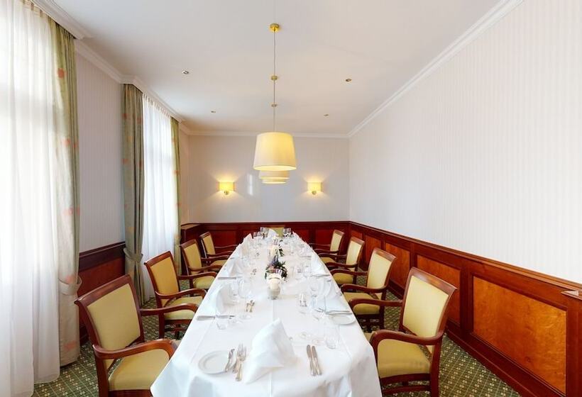 ホテル Oranien Wiesbaden