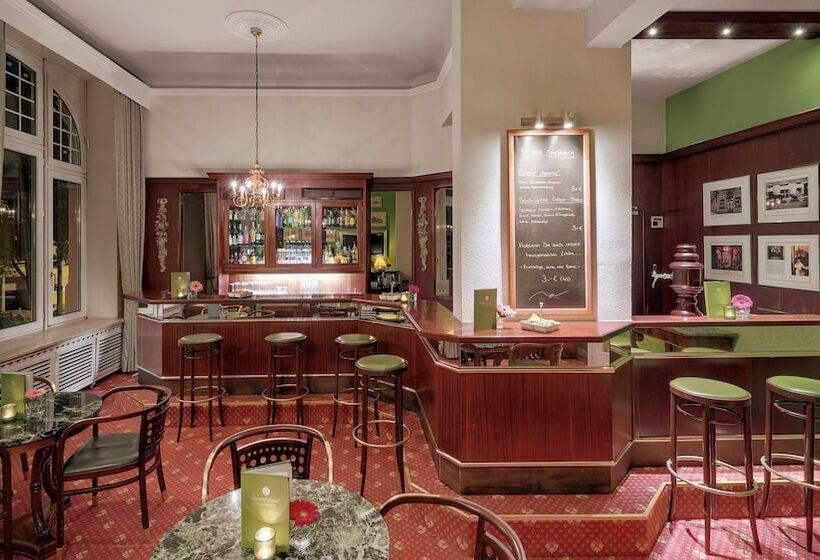 ホテル Oranien Wiesbaden