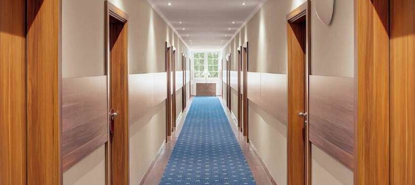 ホテル Oranien Wiesbaden