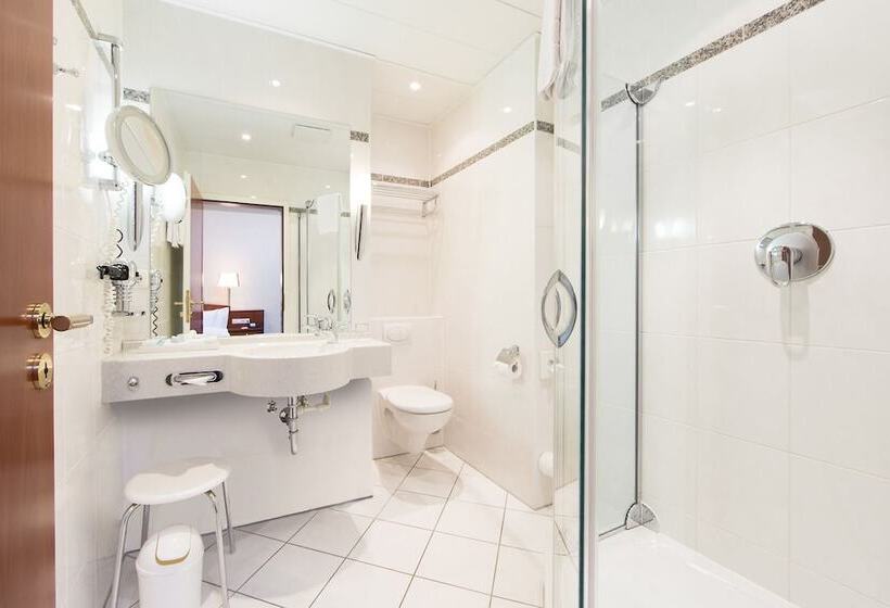 ホテル Oranien Wiesbaden