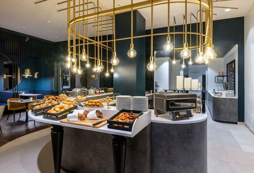 هتل Pullman Stuttgart Fontana