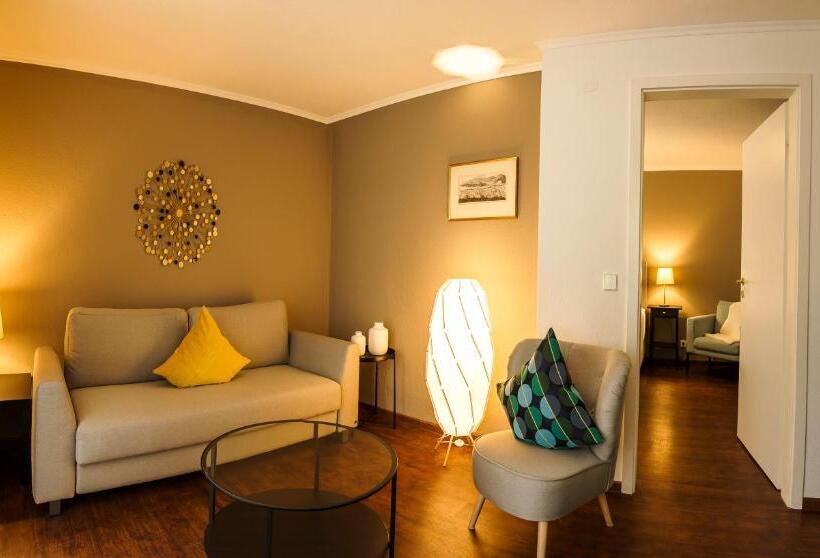 בית מלון כפרי Rappen Am Münsterplatz