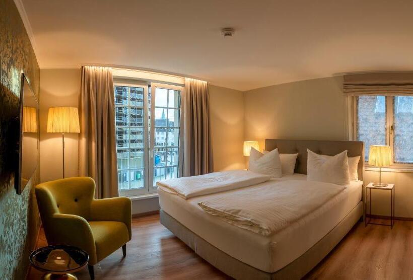 בית מלון כפרי Rappen Am Münsterplatz