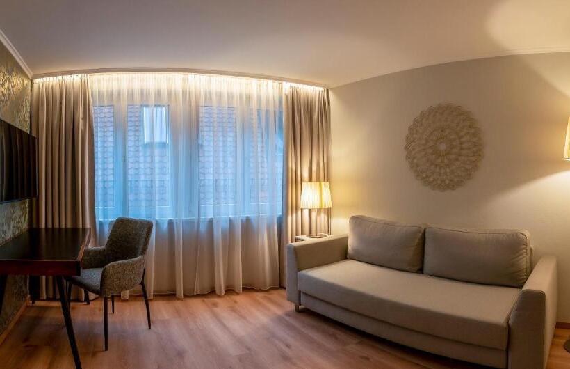 בית מלון כפרי Rappen Am Münsterplatz