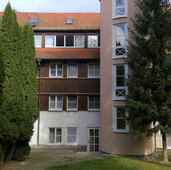 Relexa Waldhotel Schatten Stuttgart