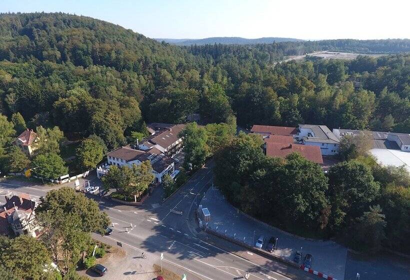 호텔 Restaurant Barbarossahof