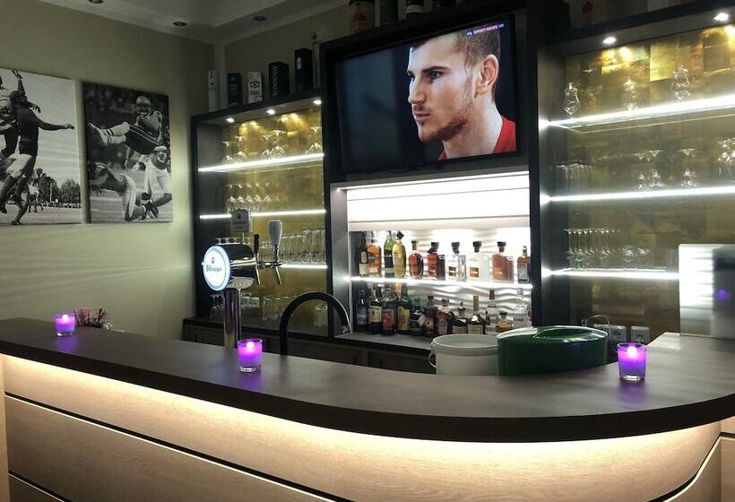 호텔 Restaurant Barbarossahof