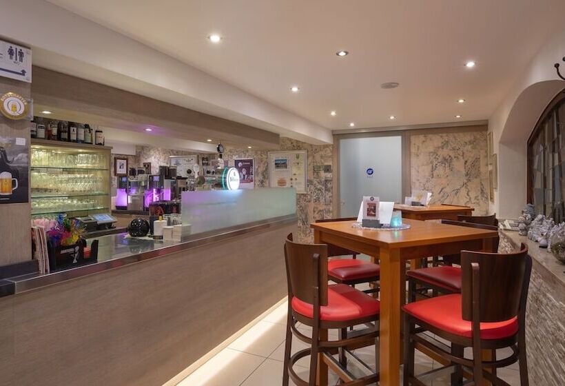 호텔 Restaurant Barbarossahof