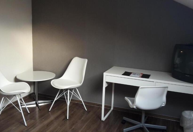 فندق Restaurant Sonnenhof