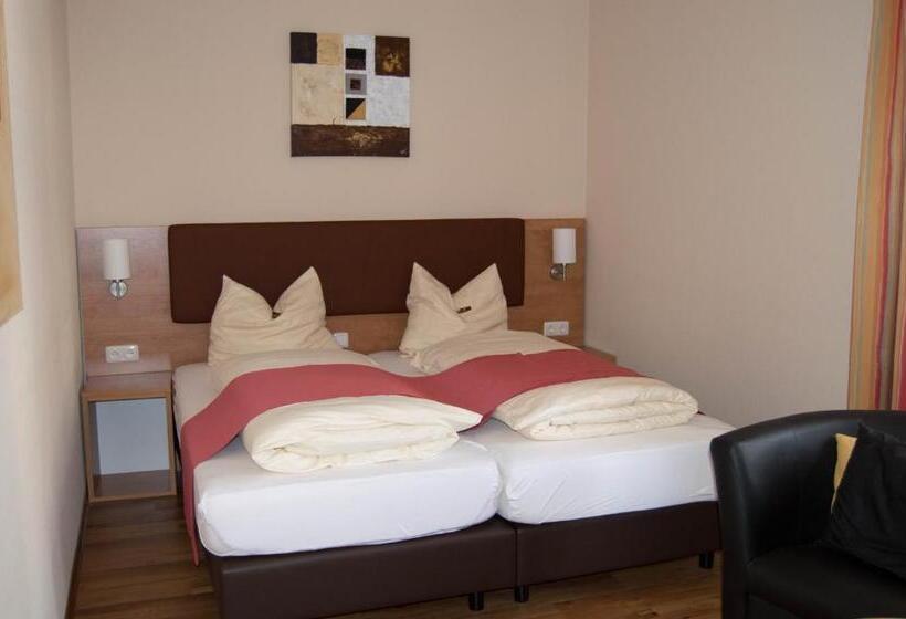 酒店 Restaurant Zum Schwan