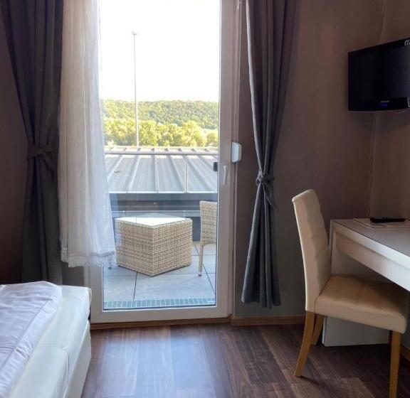 Отель Rheinstein