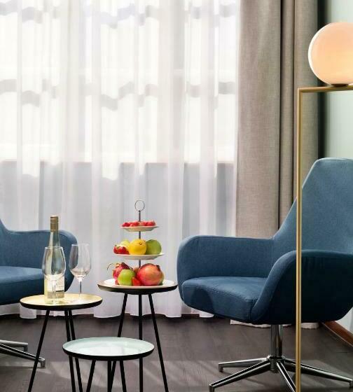 Отель Savigny Frankfurt City