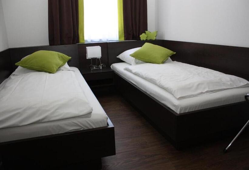 Отель Schwan Das Gästehaus Ilse