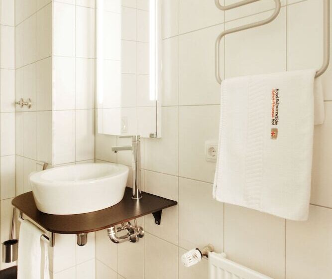 호텔 Schwarzwälder Hof