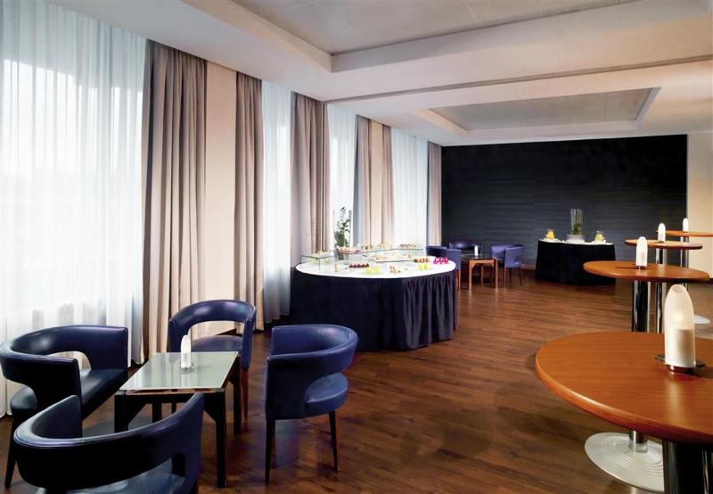 Sheraton Frankfurt Airport Hotel & Conference Center