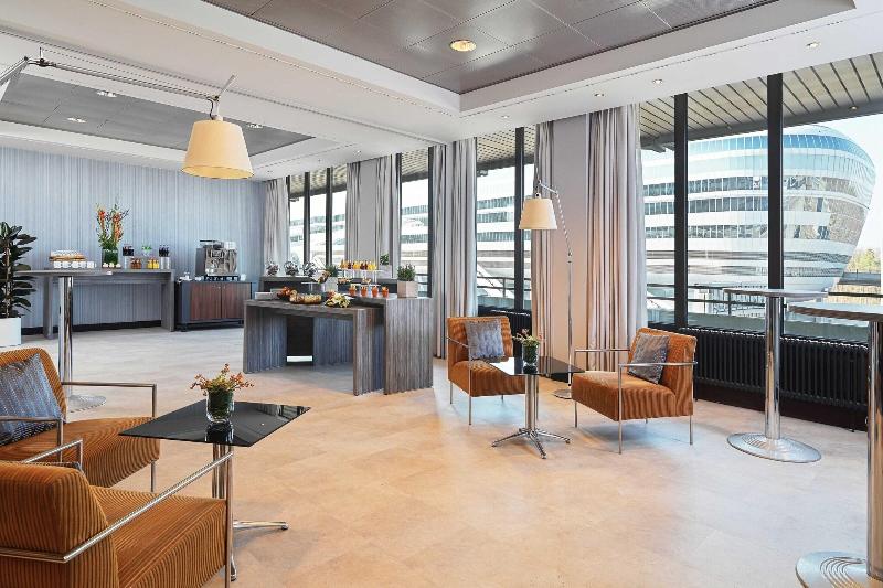 Sheraton Frankfurt Airport Hotel & Conference Center