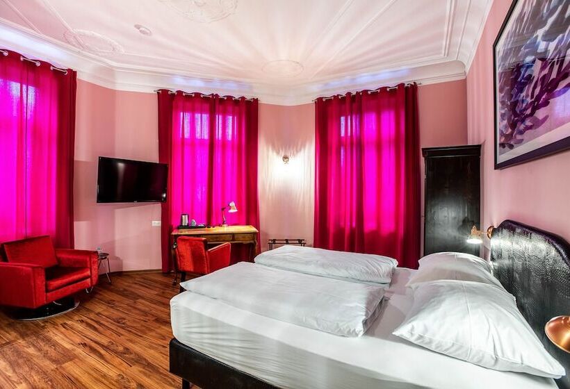 Smarthotel Mystique Self Check In