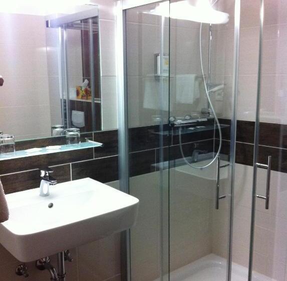 Отель Stadt Hamburg Am Fluss Saarbrücken