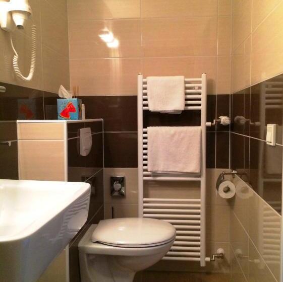 Отель Stadt Hamburg Am Fluss Saarbrücken