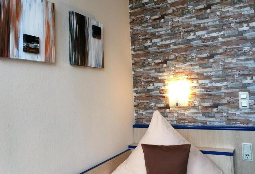 Отель Stadt Hamburg Am Fluss Saarbrücken