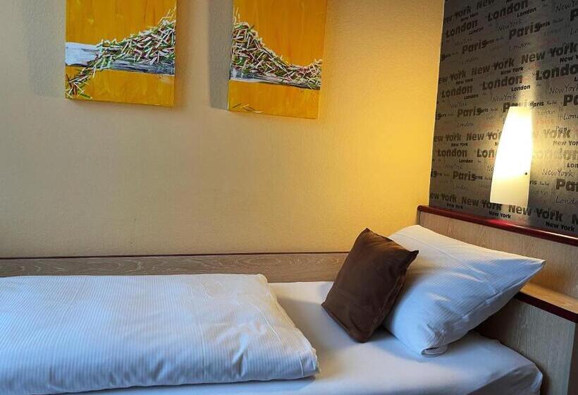 Отель Stadt Hamburg Am Fluss Saarbrücken