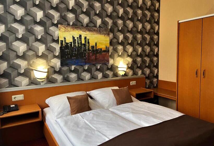 Отель Stadt Hamburg Am Fluss Saarbrücken