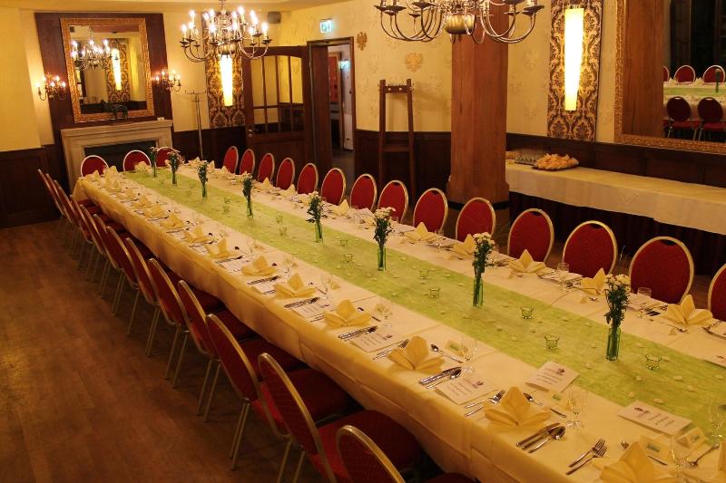 Stadt Gut Hotel Gasthof Goldener Adler