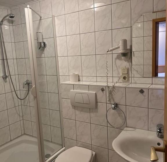 فندق Strand Café