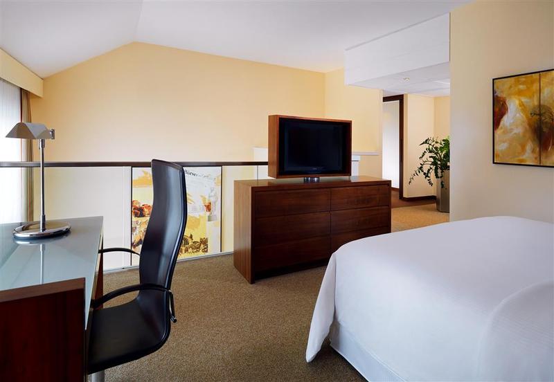 Отель The Westin Grand Frankfurt