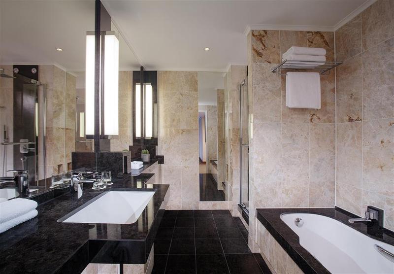 Отель The Westin Grand Frankfurt