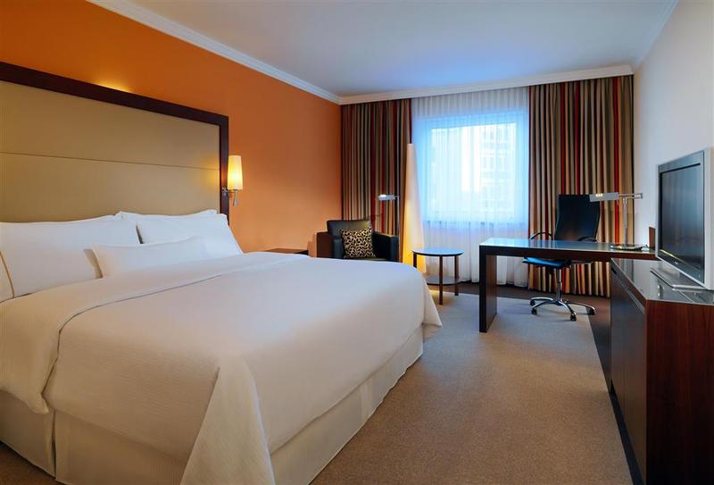 Отель The Westin Grand Frankfurt
