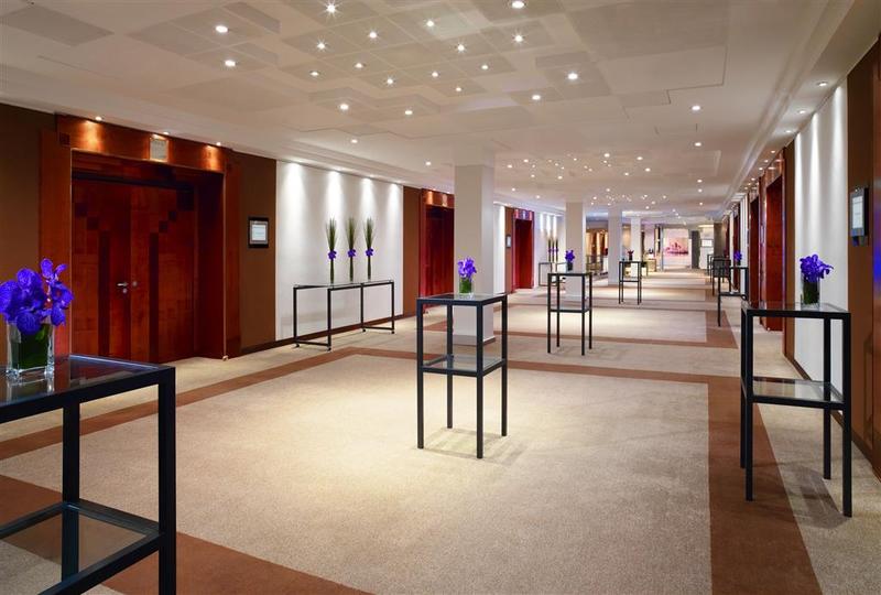 Отель The Westin Grand Frankfurt