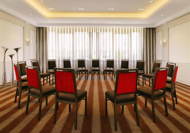 Отель The Westin Grand Frankfurt