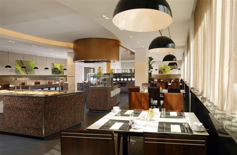 Отель The Westin Grand Frankfurt