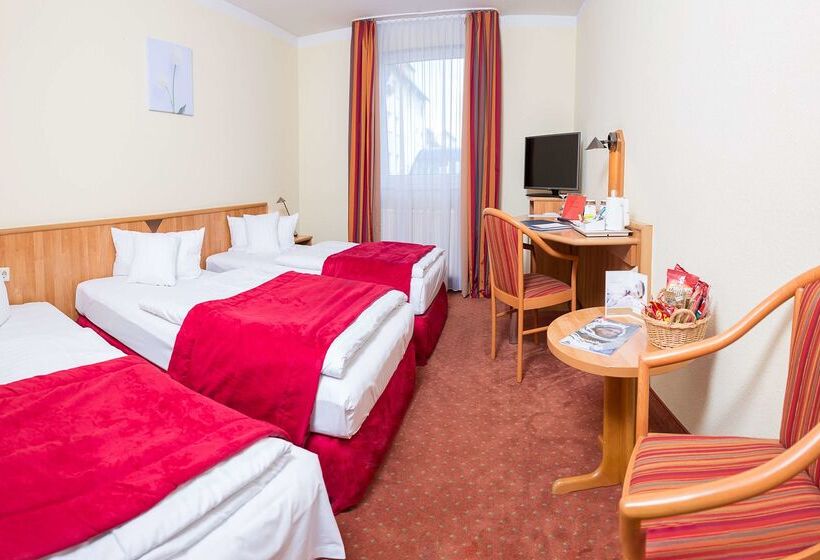 Отель Tulip Inn Frankfurt Airport