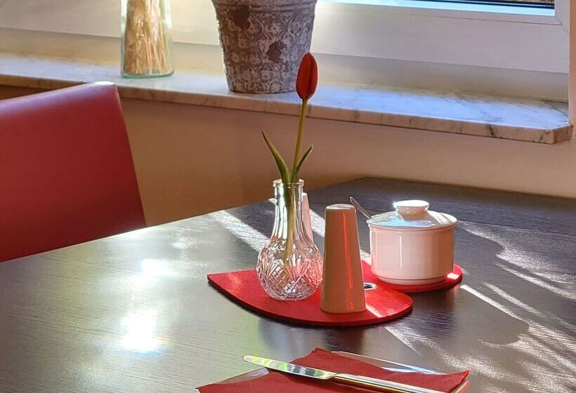 Отель Tulip Inn Frankfurt Airport