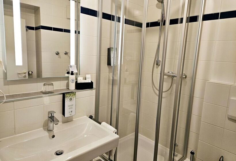 Отель Tulip Inn Frankfurt Airport