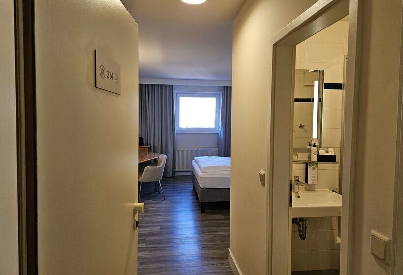 Отель Tulip Inn Frankfurt Airport