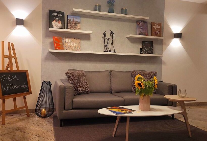 Отель Tulip Inn Frankfurt Airport