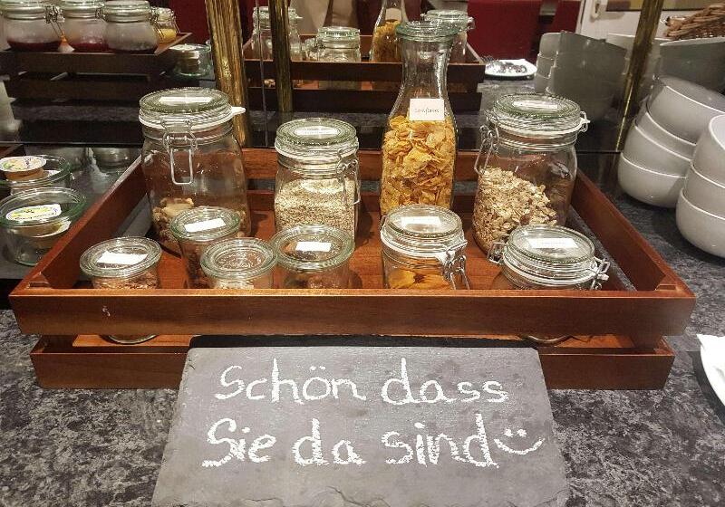 Отель Tulip Inn Frankfurt Airport