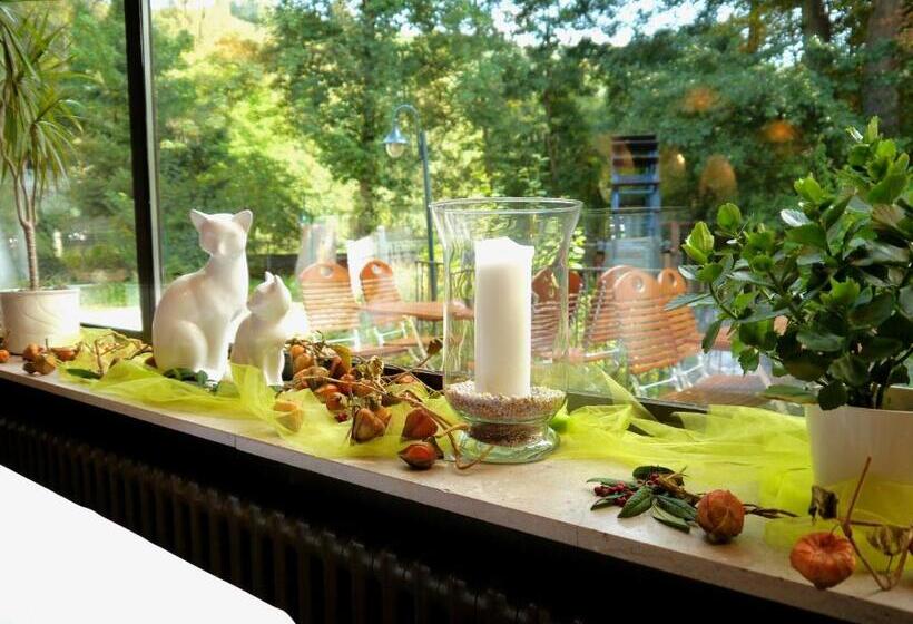 בית מלון כפרי Und Weingut Karlsmühle